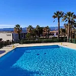 Apartament 50 M Cocoon Of With A Common Shared Pool