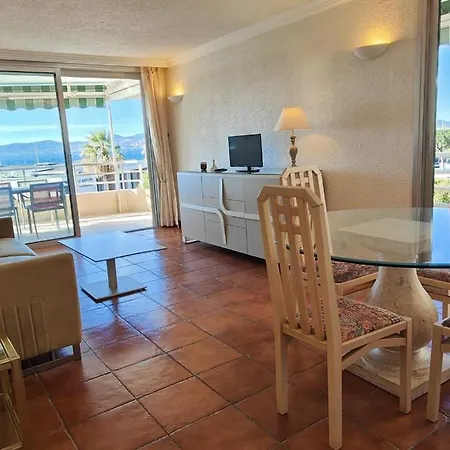 Apartment 50 M Cocoon Of With A Common Shared Pool